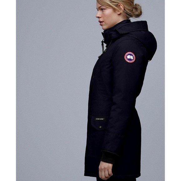 NEW: Canada Goose Trillium Down Parka w/ Genuine Coyote Fur Trim, Navy, XXS - Picture 1 of 4